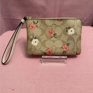 NWOT Coach Tan and Pink Floral Wristlet
